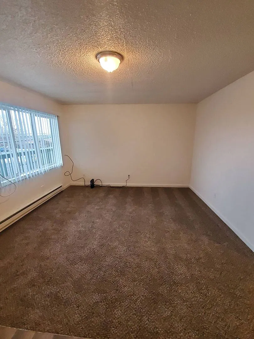 One Bedroom Apartment — Photo 3