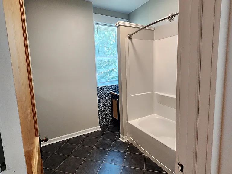 732 N 12th St #2 — Photo 11