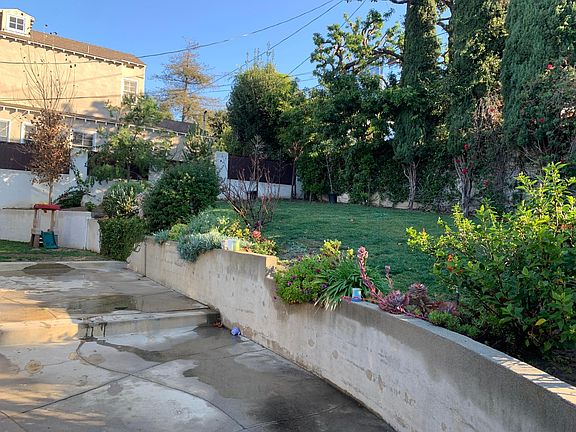 5th image of 10338 La Grange Ave
