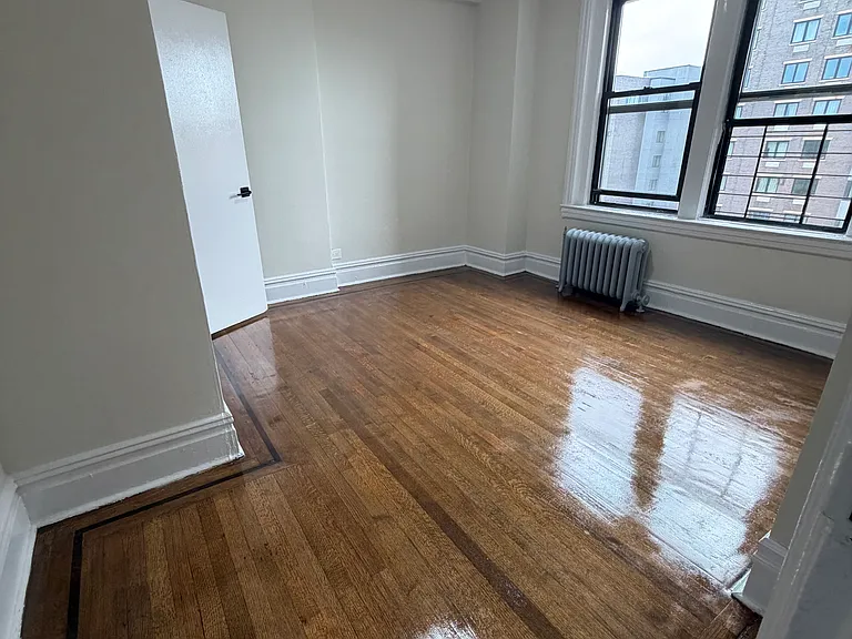 157 S Harrison St #605 — Photo 5
