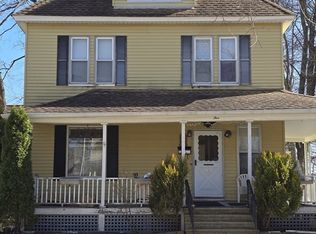 5 Ferdinand St, Worcester, MA 01603