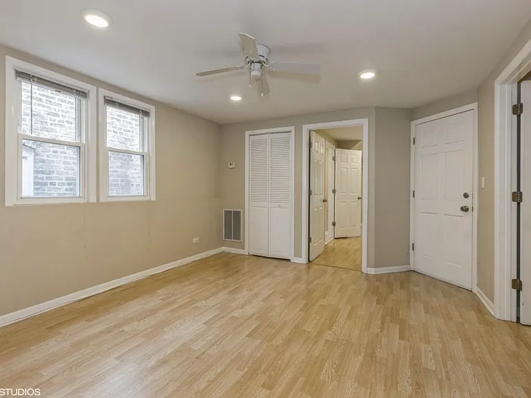 1840 W Huron St #2 — Photo 10