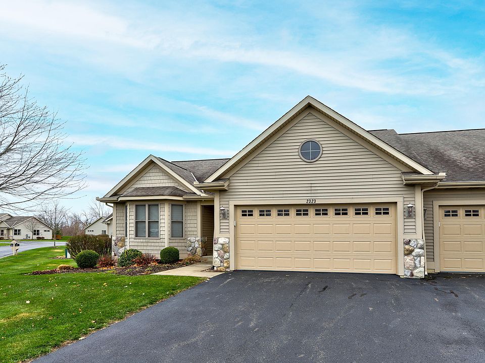1st image of 2323 Valarie Dr #31