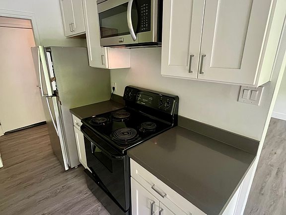 5th image of 255 Channing Way APT 8