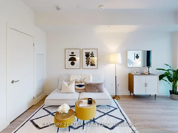 250 Lawrence Ave W #605, Toronto, ON M5M 1B2