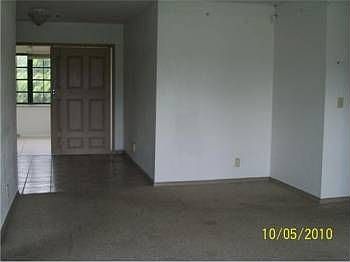 4th image of 3571 NW 7th Ct