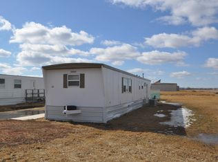 101 S 7th St, Glen Ullin, ND 58631