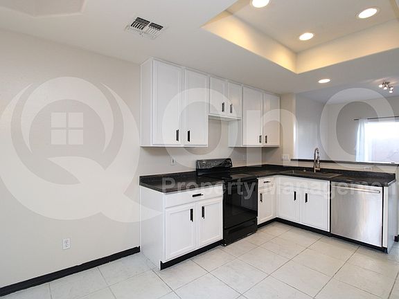 4th image of 4202 N 21st St Unit 11