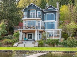 696 W Lake Sammamish Pkwy NE, Bellevue, WA 98008
