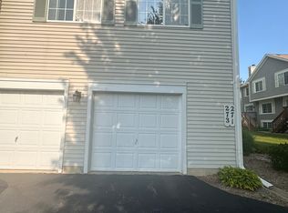 271 S Collins St, South Elgin, IL 60177