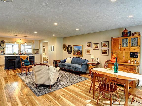 4th image of 2114 Firebird Dr