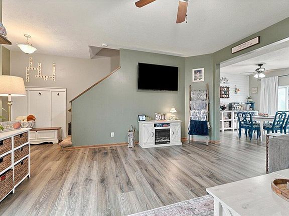4th image of 108 Mulberry Cir