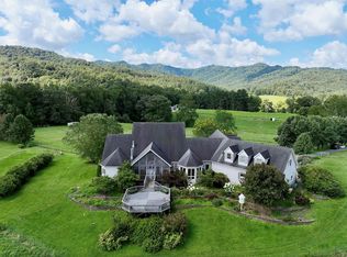 226 Woodcrest, Fayetteville, WV 25840