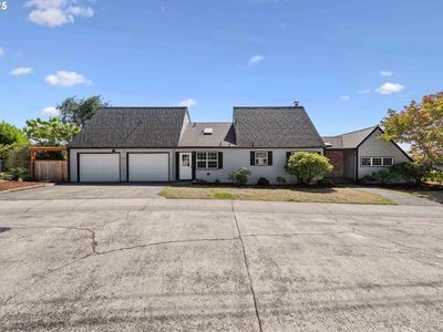 1346 Bayview St, North Bend, OR, 97459