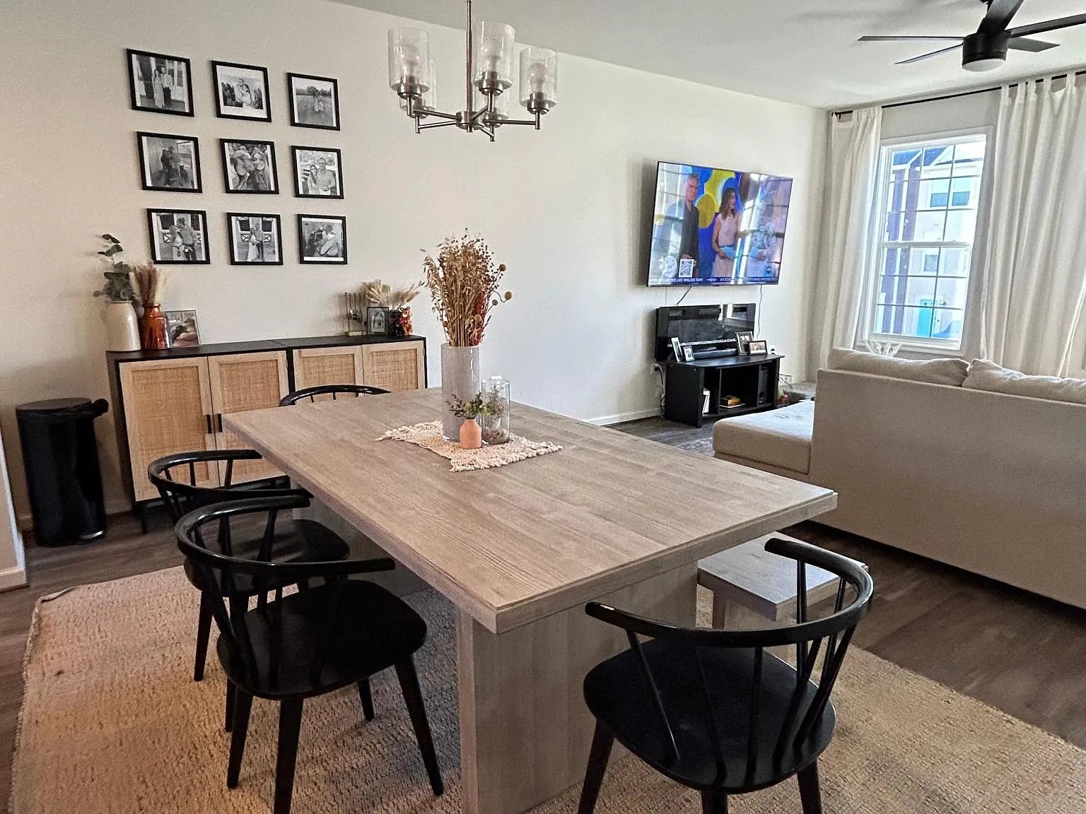 3 bed, 2.5 bath, 1850 sqft, $2,200 — Photo 4