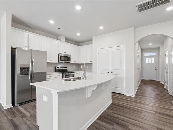5th image of 303 E Compass Way