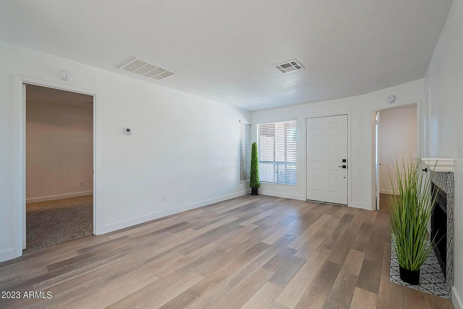2 bed, 863 sqft, $1,695 — Photo 4