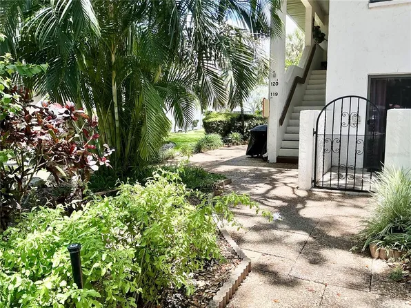 3500 El Conquistador Pkwy APT 119, Bradenton, FL 34210