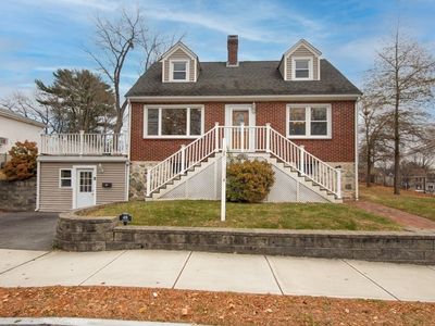 48 Berwick St, Norwood, MA, 02062