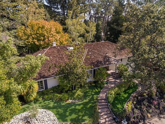 5th image of 1015 Whitney Dr
