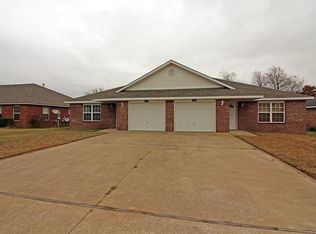 672 Appleridge Dr, Centerton, AR 72719