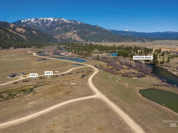 4 Southfork Ln, Garden Valley, ID 83622