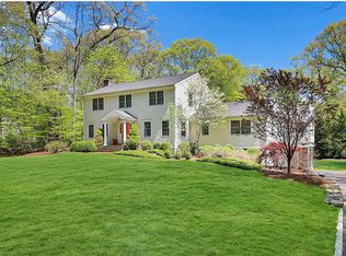 58 Betsys Ln, New Canaan, CT 06840