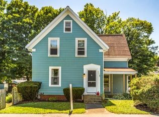 118 Railroad Ave, South Hamilton, MA 01982