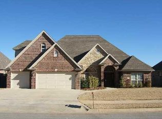 503 SE Eaton St, Bentonville, AR 72712