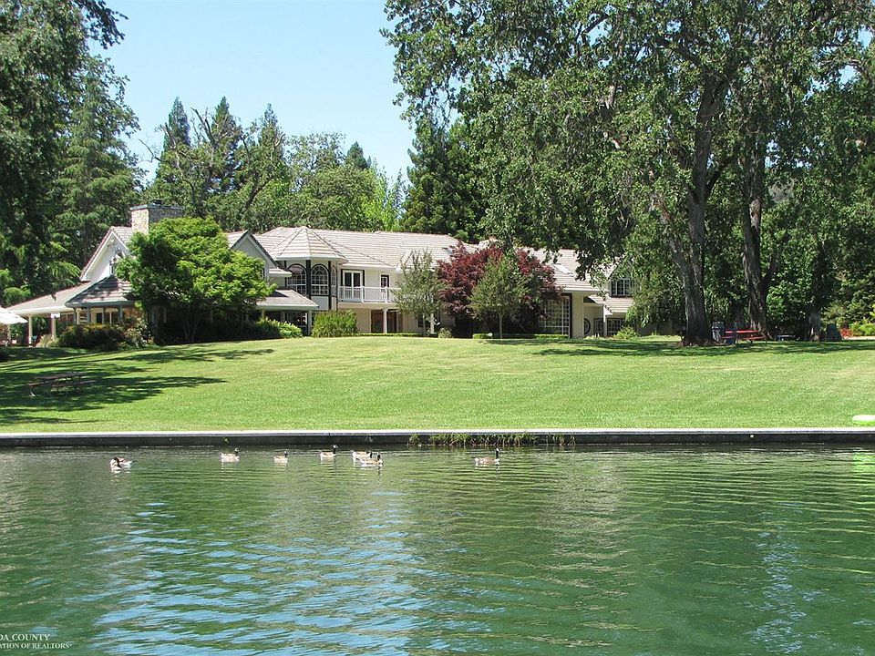 1st image of 19321 Wildflower Dr