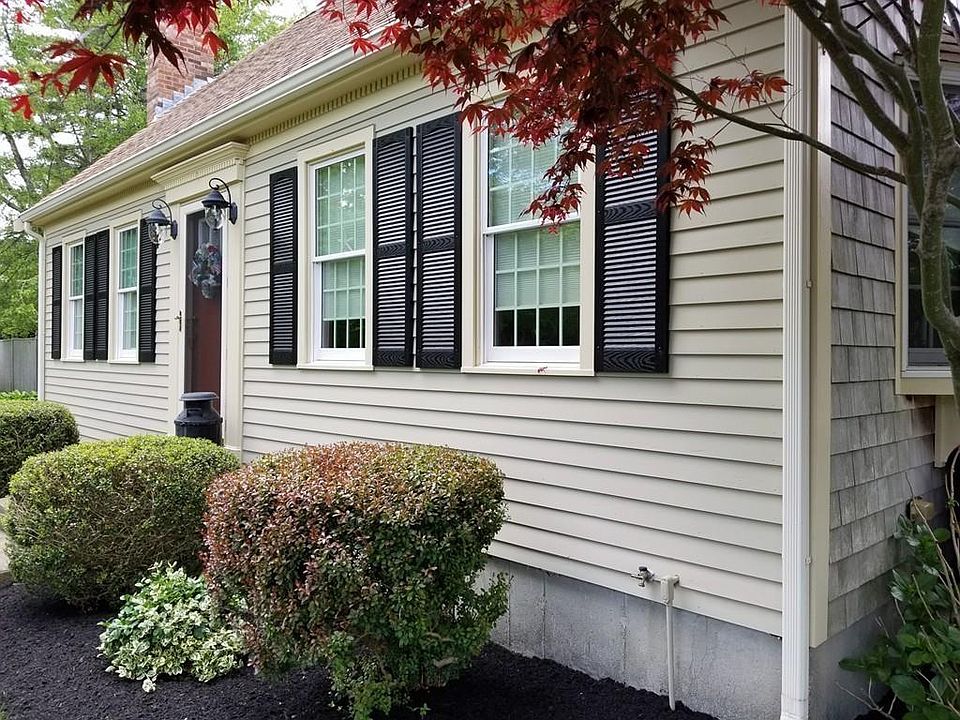 1st image of 11 Linda Ln