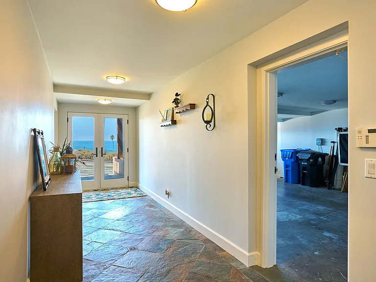 151 Napoleon St — Photo 6