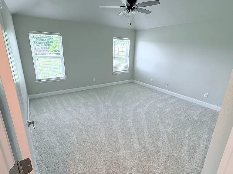 930 High Knoll Dr — Photo 6
