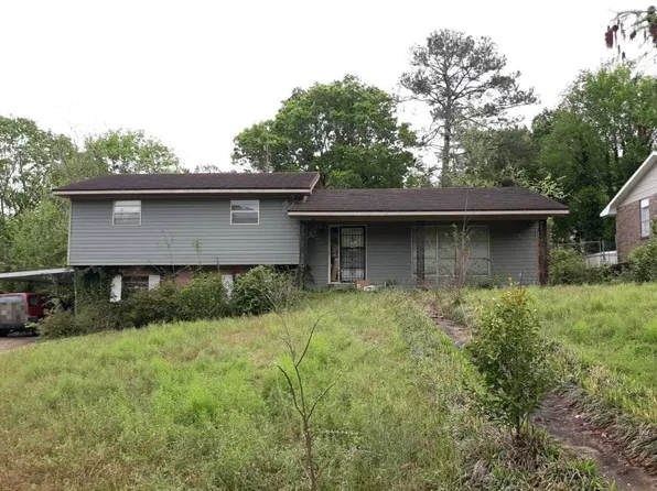 4526 Kenesaw Dr, Columbus, GA 31907