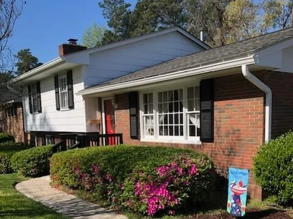 1421 Westchester Rd, Raleigh, NC 27610
