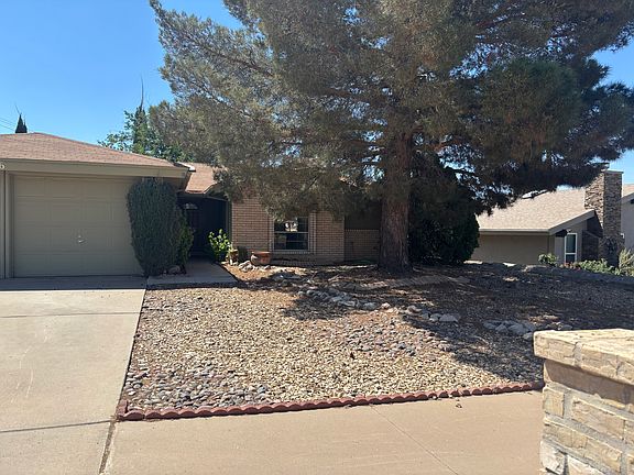 3rd image of 906 Agua Caliente Dr