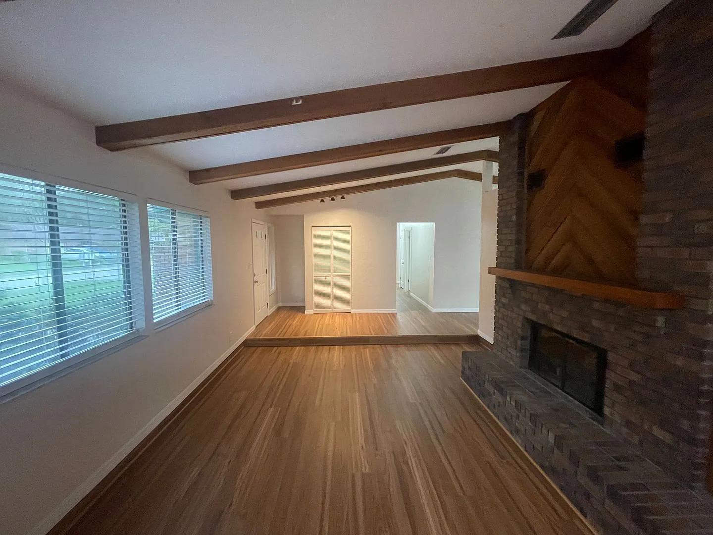 Charming Home in Sought-After Hidden Oaks Community — Photo 3