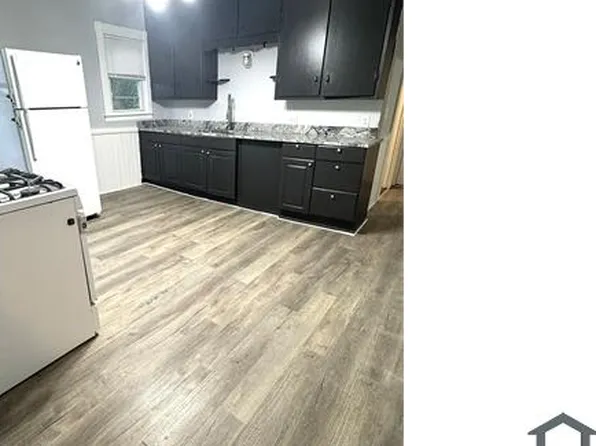 29 Shamrock St #3, Worcester, MA 01605