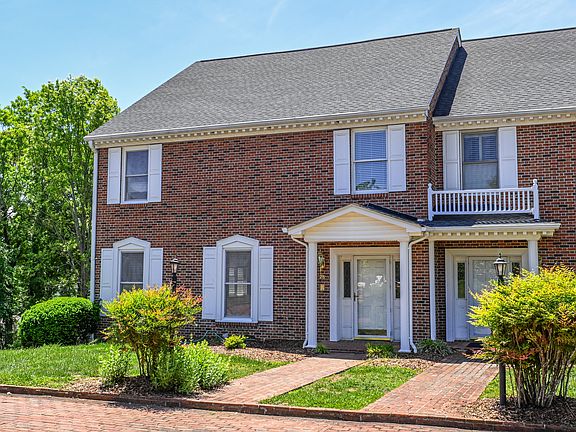 2nd image of 112 Barberry Rd #28