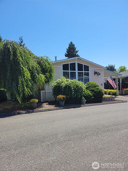 2nd image of 1427 100th Street SW #82