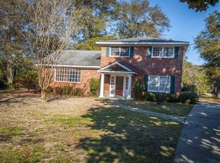 678 Edmonds Dr, Charleston, SC 29412