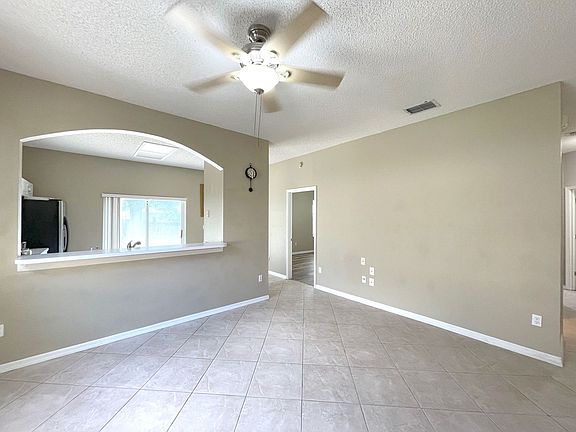 3rd image of 12751 Woodbury Oaks Dr