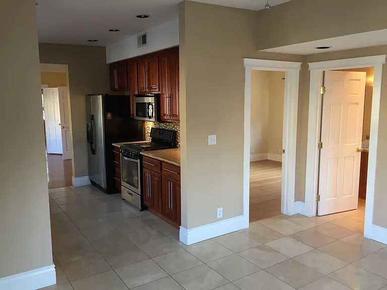 View family room to kitchen