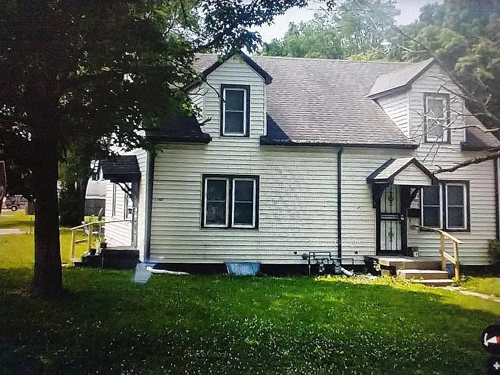 1700 N Alton Ave photo 1