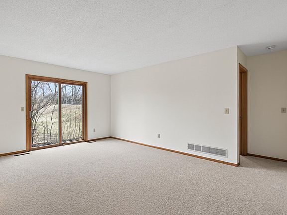 5th image of 2199 Hallmark Ave N