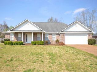 94 Spindrift Dr, Jackson, TN 38305