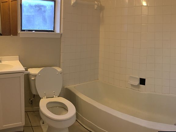 5th image of 5054 Vinson St