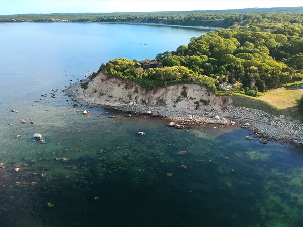 123 Stage Point Rd, Plymouth, MA 02360