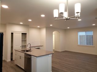 3670 Harbrooke Rd, Medford, OR 97504