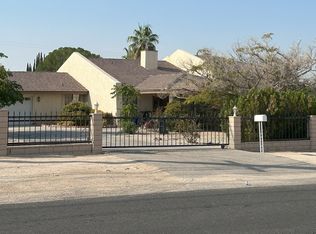 19609 Seneca Rd, Apple Valley, CA 92307